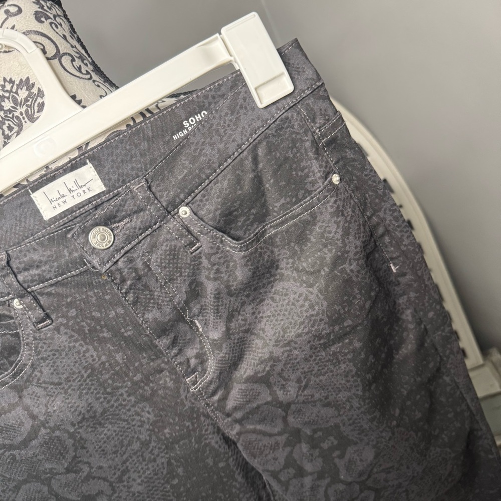 Nicole Miller Soho High Rise Skinny Snakeskin Jean Size 8 Boho Concert Festival - Picture 3 of 9